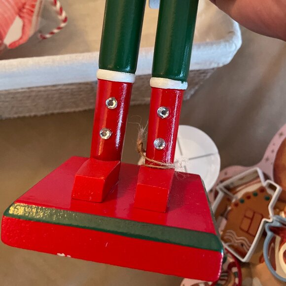 Christmas Limited Wooden Painted Nutcracker Soldier by Sleigh Hill. Holiday Home - Picture 5 of 16